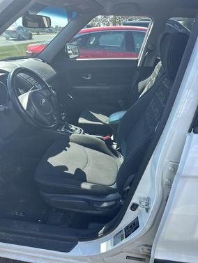 2013 Kia Soul Base