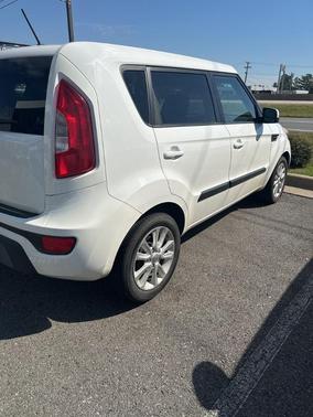 2013 Kia Soul Base
