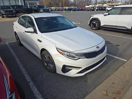 2020 Kia Optima LX