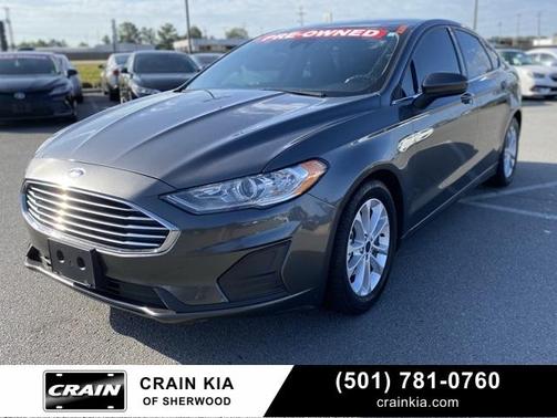 2020 Ford Fusion SE
