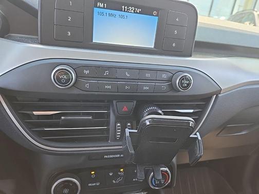 Oxford White 2021 Ford Escape S