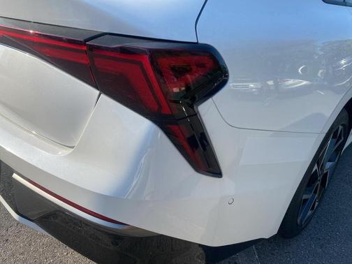 2025 Kia K5 EX