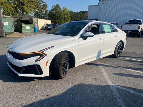 2025 Kia K5 EX