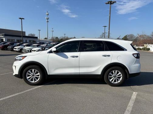 2020 Kia Sorento LX