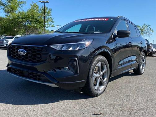 Agate Black Metallic 2024 Ford Escape ST-Line