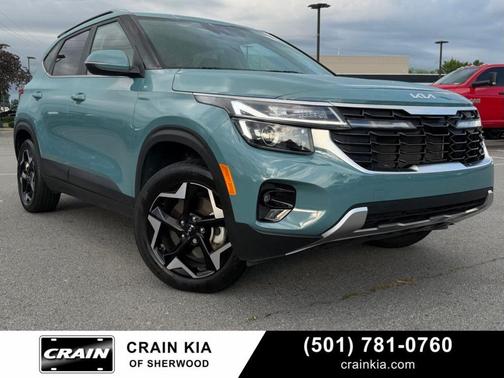 Blue 2024 Kia Seltos EX