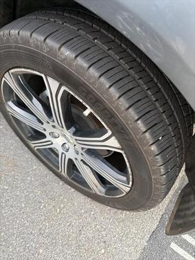 2021 Volvo XC60 T5 Inscription