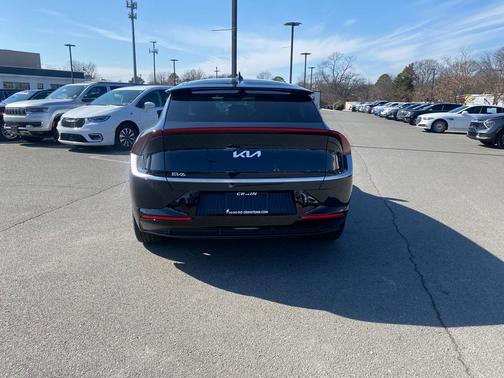 2024 Kia EV6 Wind
