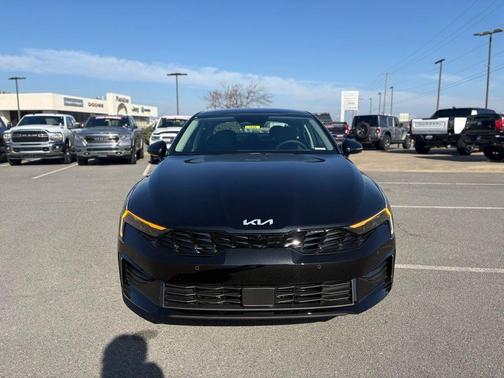 Aurora Black Pearl 2026 Kia K5 EX