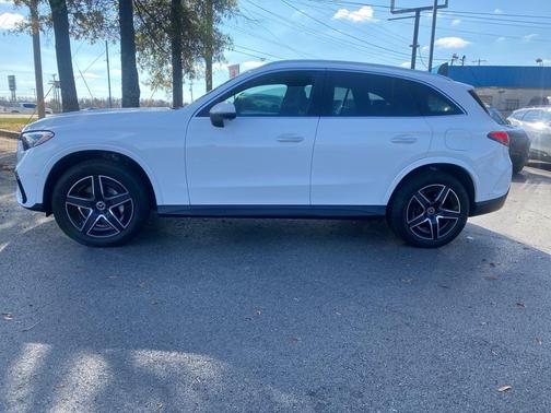 2025 Mercedes-Benz GLC 350e Base 4MATIC