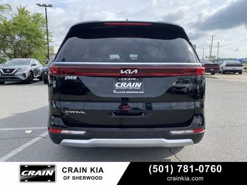 2024 Kia Carnival LX