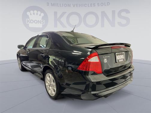 Photo 3 of 23 of 2010 Ford Fusion SE