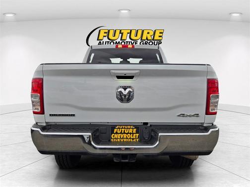 2022 RAM 2500 Big Horn Crew Cab 4x4 6'4' Box