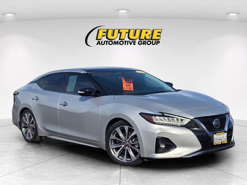 Brilliant Silver Metallic 2020 Nissan Maxima 3.5 Platinum