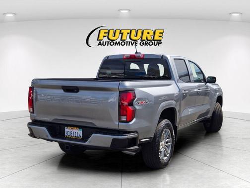 Sterling Gray Metallic 2026 Chevrolet Colorado LT