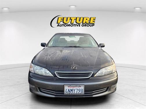 2000 Lexus ES 300 Base