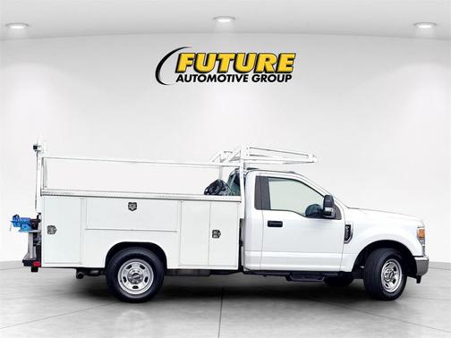 2022 Ford F-350 XL