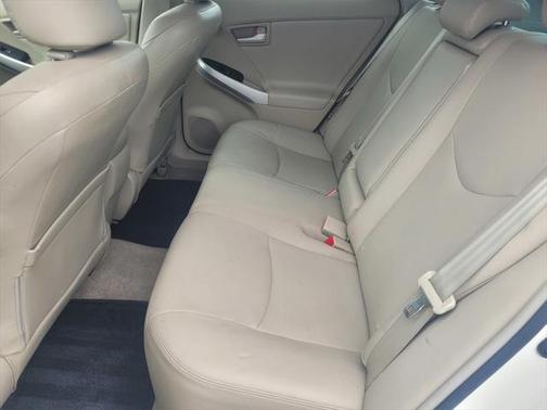 2010 Toyota Prius One