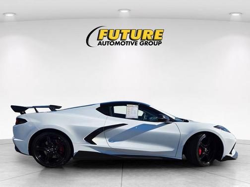 2020 Chevrolet Corvette Stingray w/3LT