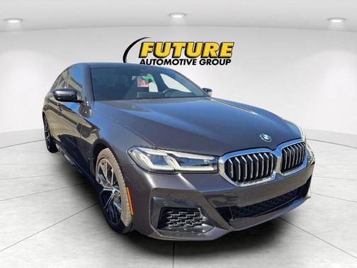Dark Graphite Metallic 2021 BMW 540 540i