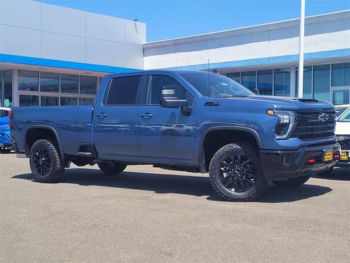 2025 Chevrolet Silverado 3500 LT