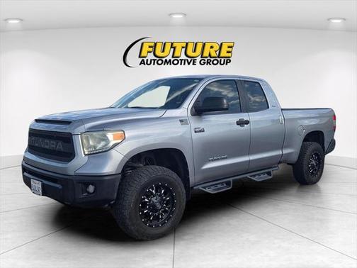2014 Toyota Tundra SR5