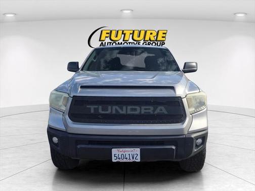 2014 Toyota Tundra SR5
