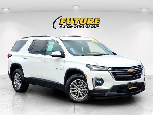 2022 Chevrolet Traverse LT Cloth