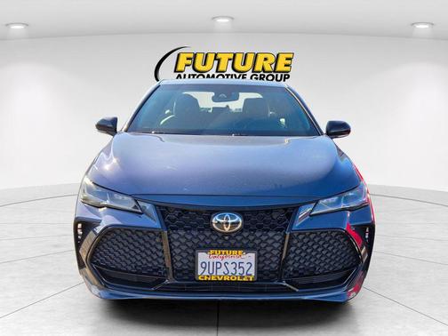2019 Toyota Avalon Touring