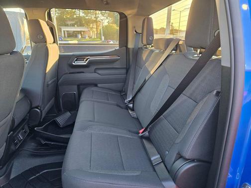 Riptide Blue Metallic 2026 Chevrolet Silverado 1500 RST