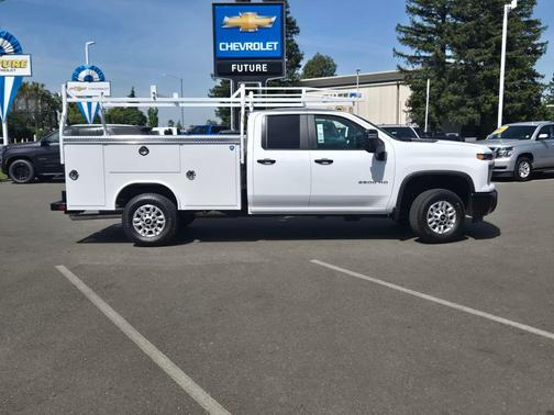 Summit White 2026 Chevrolet Silverado 2500 WT