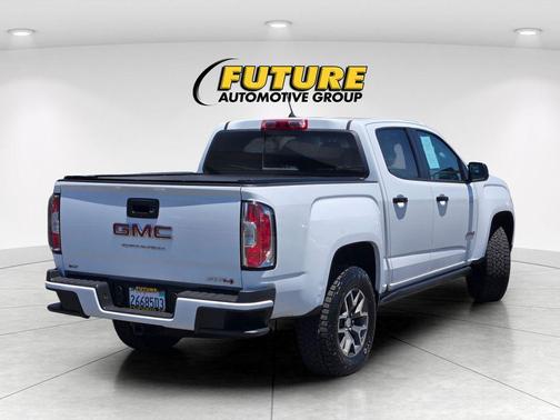 Summit White 2021 GMC Canyon AT4