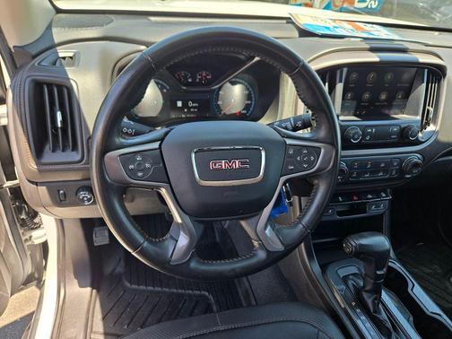 Summit White 2021 GMC Canyon AT4