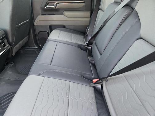 2026 Chevrolet Silverado 2500 ZR2