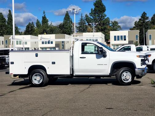 2026 Chevrolet Silverado 3500 WT