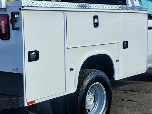 2026 Chevrolet Silverado 3500 WT