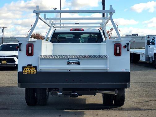2026 Chevrolet Silverado 3500 WT