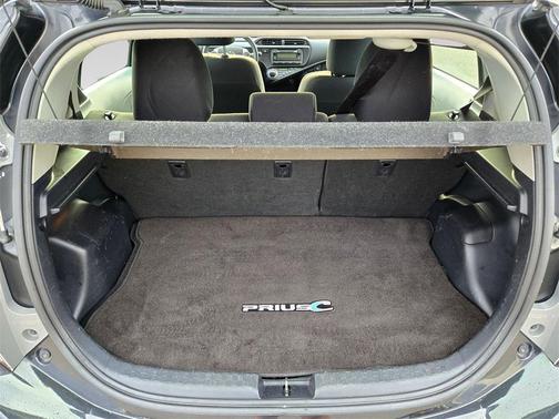 2013 Toyota Prius c Two