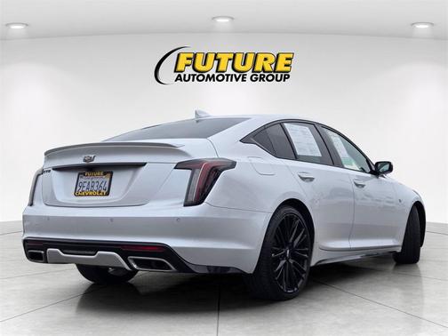 2022 Cadillac CT5 Sport