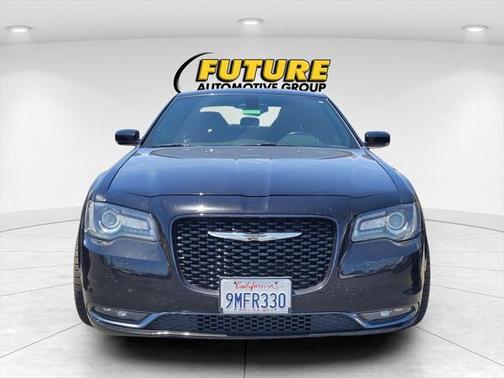 2016 Chrysler 300 S