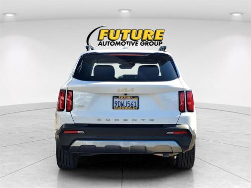 2022 Kia Sorento SX
