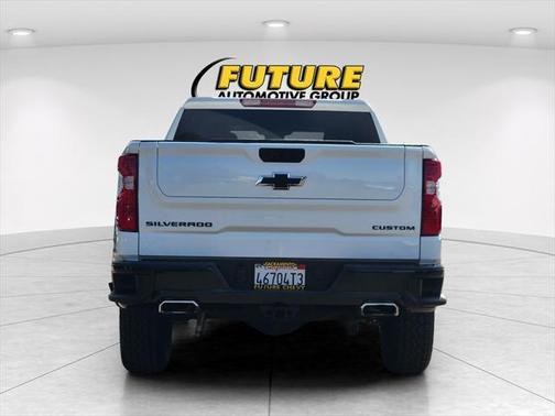 2023 Chevrolet Silverado 1500 Custom Trail Boss