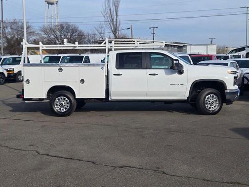 2026 Chevrolet Silverado 2500 WT