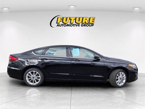 2020 Ford Fusion Hybrid SE