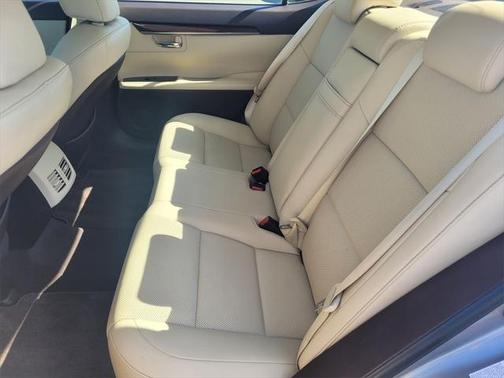 2017 Lexus ES 350 Base