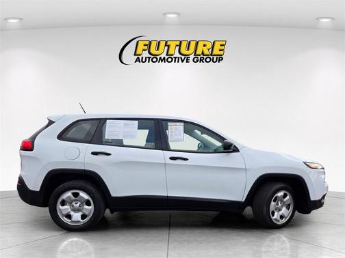 2017 Jeep Cherokee Sport