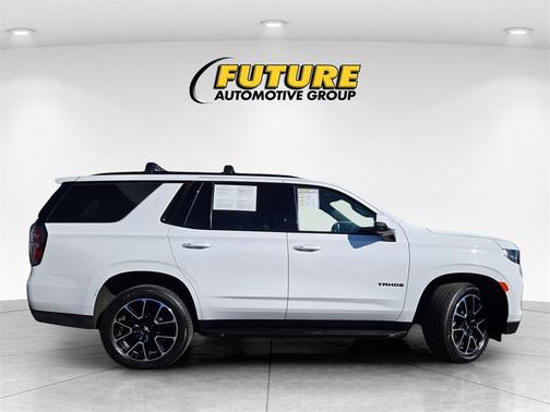 2022 Chevrolet Tahoe 4WD RST