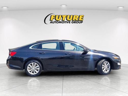 Black Metallic 2023 Chevrolet Malibu FWD 1LT