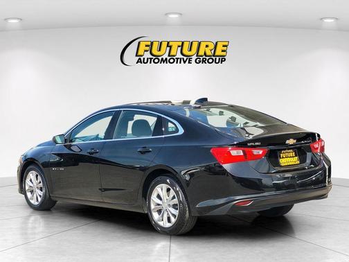 Black Metallic 2023 Chevrolet Malibu FWD 1LT