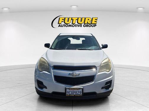 Summit White 2013 Chevrolet Equinox LS